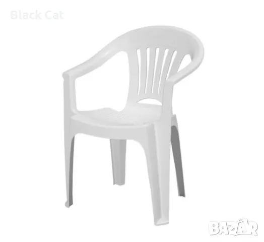 Пластмасови столове и маса, снимка 1