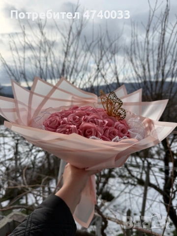 Вечен букет от сатенени рози , снимка 3 - Подаръци за жени - 53566548