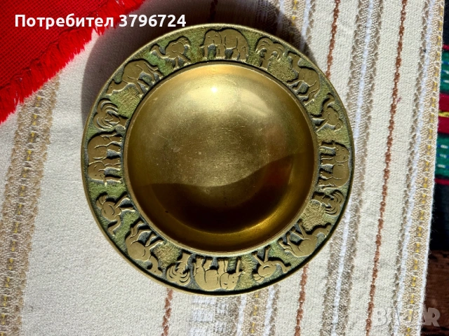 Винтидж месингов пепелник / декоративна купа с китайски зодиакални животни