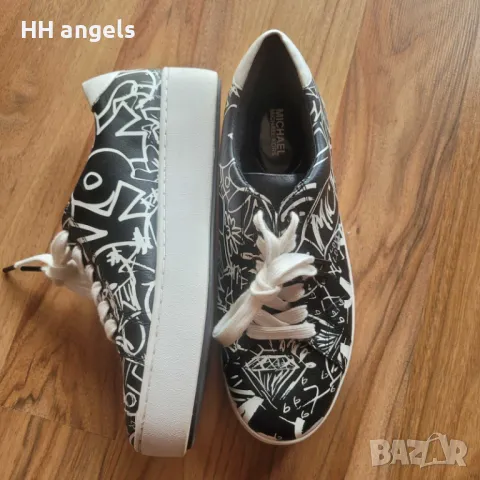 Michael kors уникални кецове с графити естествена кожа, снимка 3 - Маратонки - 47275202