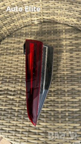 Десен малък стоп за Шкода Октавиа VRS комби, снимка 3 - Части - 53097114