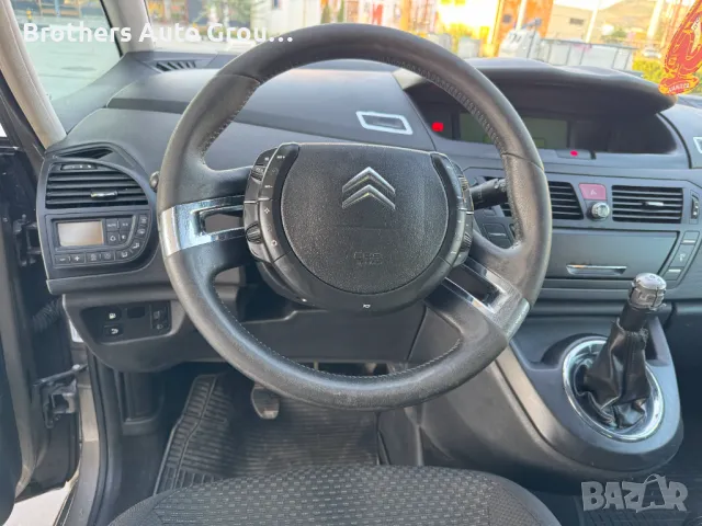 Citroen C4 Picasso ,  1.6 HDi 110 к.с., 2010 г. - нов внос!, снимка 8 - Автомобили и джипове - 47317279