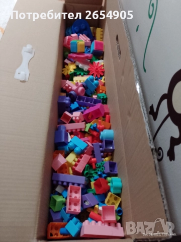 Конструктор + подарък, снимка 2 - Конструктори - 52652325