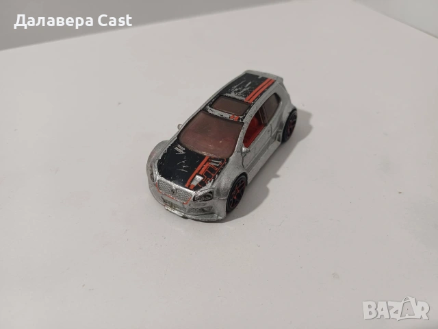 1/64 Volkswagen Golf Gti  Hot Wheels 