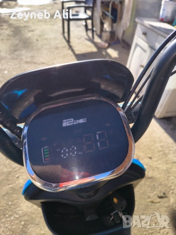 Продавам електрически скутер, снимка 4 - Друга електроника - 53851578