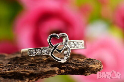 Пръстен две сърца с циркони, посребрен, снимка 3 - Пръстени - 36120816