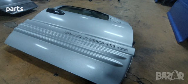 Предна Дясна Врата Гранд Чероки - Jeep Grand Cherokee N, снимка 4 - Части - 36220578