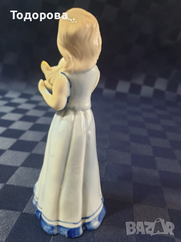 Порцеланова фигурка, снимка 3 - Антикварни и старинни предмети - 44789987
