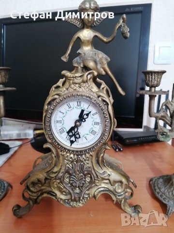 Комплект от бронзови предмети часовник с два броя свещници 3-ка, снимка 3 - Антикварни и старинни предмети - 38649740