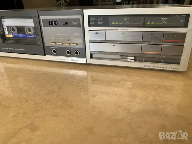 Касетен дек Sony TC-FX44 – Отличен визуален вид, снимка 7 - Декове - 56082385
