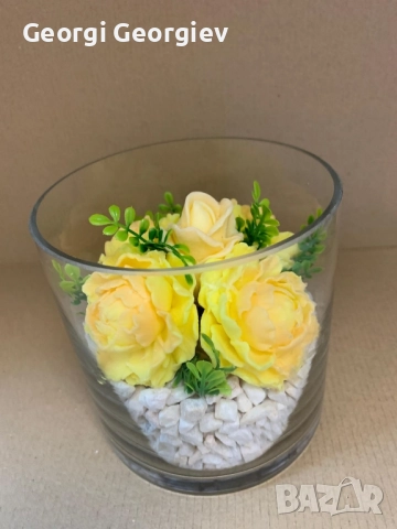 цветя изработени с глицеринов ароматен сапун и Българска роза Стара Загора,бивше кино Септември, снимка 10 - Изкуствени цветя - 52499822