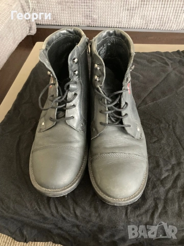 Оригинални боти Levi’s, снимка 3 - Мъжки боти - 53371088