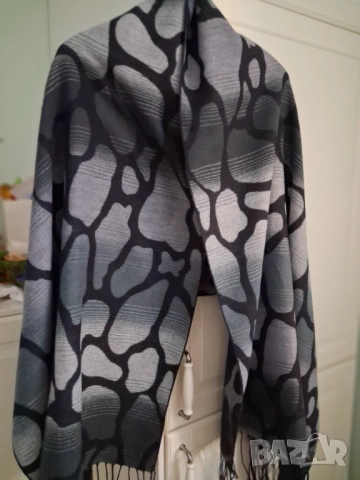 Дамски шал