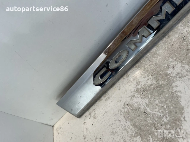 Лайсна на предна лява врата за Jeep Commander (2010) 55157381AA, снимка 3 - Части - 53592198