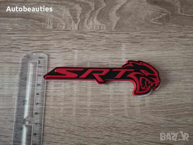 SRT Hellcat червено с черно емблема дясна, снимка 3 - Аксесоари и консумативи - 47977329