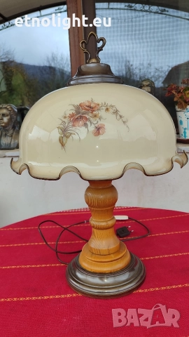 Красива голяма настолна лампа с голяма куполна стъкленица с флорални мотиви , снимка 6 - Настолни лампи - 52747719