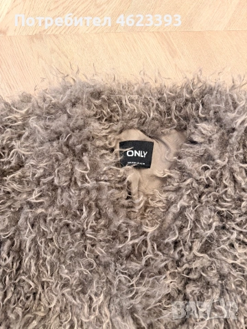 Пухено палто Only, снимка 5 - Палта, манта - 53484159