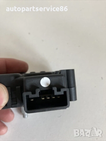 Мотор на клапата на нагревателя за Mazda CX-7 2.3T (2011) 63,000 миля, снимка 3 - Части - 53653104