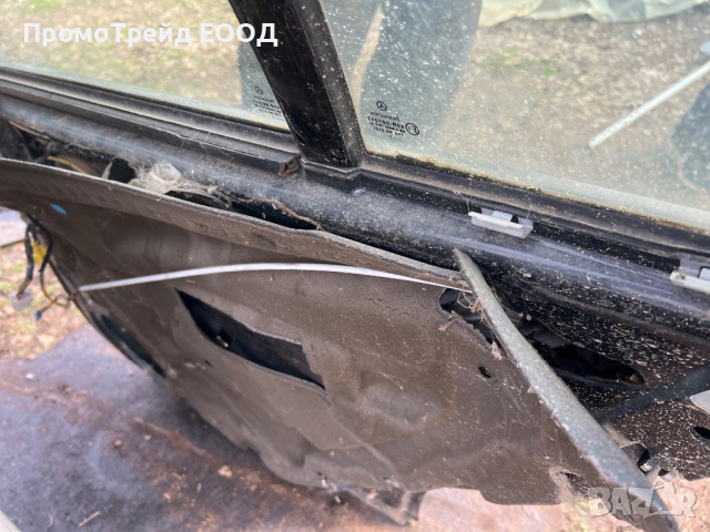 Задна дясна врата Мерцедес Е класа W211 Mercedes E klassa W211, снимка 3 - Части - 44778335