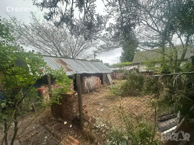  4/6 идеални части от имота къща 174кв / парцел 1317 кв / в с. Калипетрово -цена 74 000лв или 37835,, снимка 10 - Къщи - 50425168