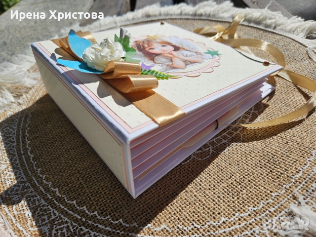 Албум за кръщене на момиченце. Налично! , снимка 2 - Подаръци за кръщене - 51775067