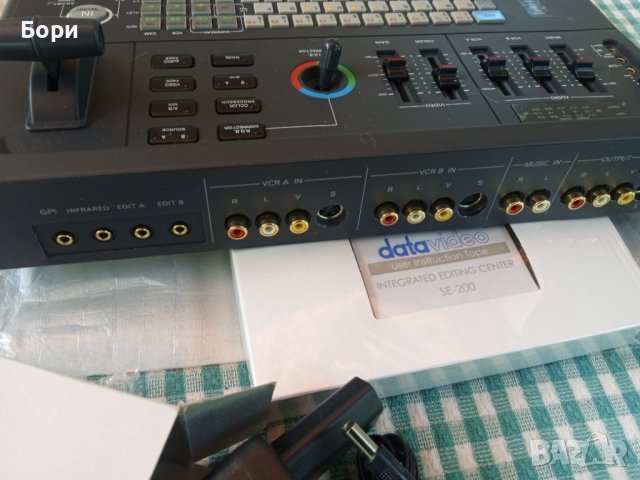 Datavideo SE-200 Integrated Editing Center, снимка 14 - Плейъри, домашно кино, прожектори - 41435687