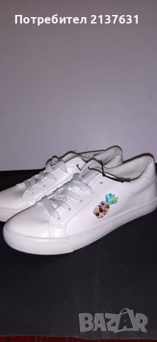 НОВИ  ! ДЕТСКИ БЕЛИ ОБУВКИ  - Размер 34