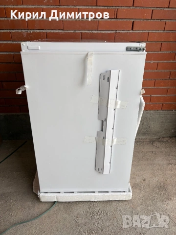 ЧИСТО НОВ МАЛЪК ХЛАДИЛНИК 86см , снимка 2 - Хладилници - 53752777