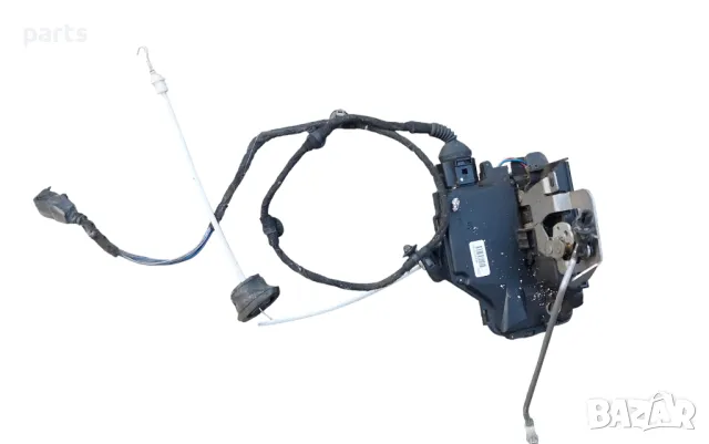 Предна Дясна Брава - Ключалка Ауди А4 Б6 - Б7 - A6 C5
- 4B2837016G