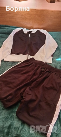 Дамски комплект. , снимка 2 - Спортни екипи - 53768890