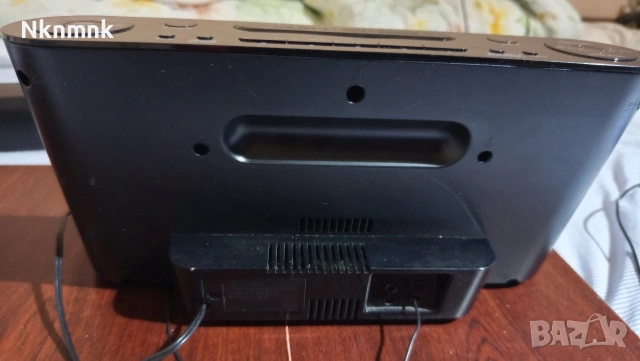 Док станция/радио часовник SONY, снимка 4 - Радиокасетофони, транзистори - 53851788