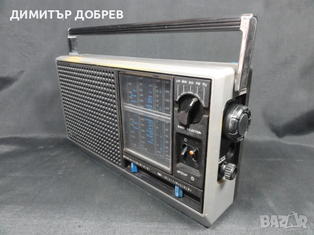 СТАР РЕТРО ТРАНЗИСТОР РАДИО PHILIPS 750 90RL750 FM/MW/SW/LW, снимка 3 - Радиокасетофони, транзистори - 53784295