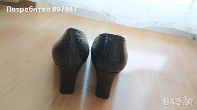 Дамски черни обувки, снимка 4 - Дамски елегантни обувки - 36247492