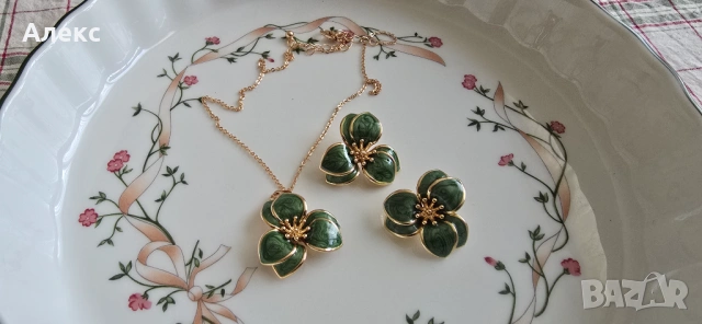 Разкошен комплект колие с обеци, емайл., снимка 5 - Колиета, медальони, синджири - 53829589