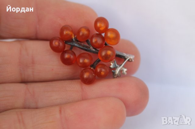 Дамска сребърна брошка с кехлибар, снимка 4 - Други ценни предмети - 44278676
