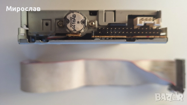 Продавам Флопи-дисково устройство 3,5 инча, снимка 2 - Други - 52911641