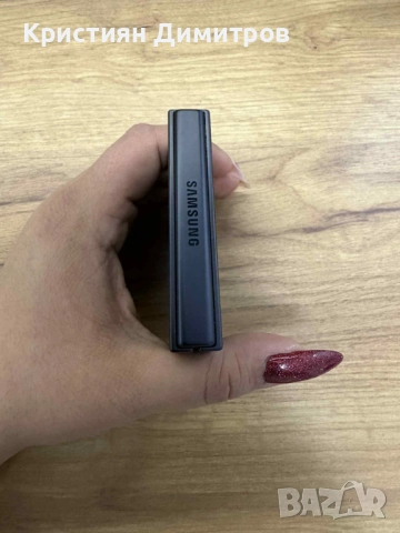 Като нов samsung galaxy z flip 7, снимка 2 - Samsung - 52980444