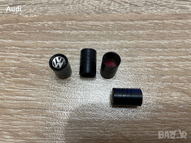 Капачки вентили VW Volkswagen Golf Passat сиви черни, снимка 8 - Аксесоари и консумативи - 53485678
