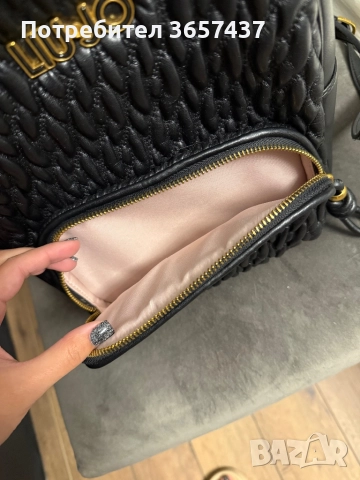 Оригинална раничка LIU JO, снимка 3 - Чанти - 52644617