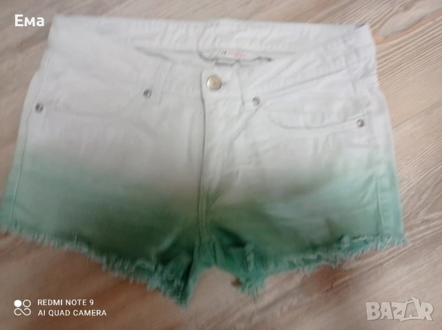 Къси панталонки H&M, XS/S размер , снимка 2 - Къси панталони и бермуди - 50663493