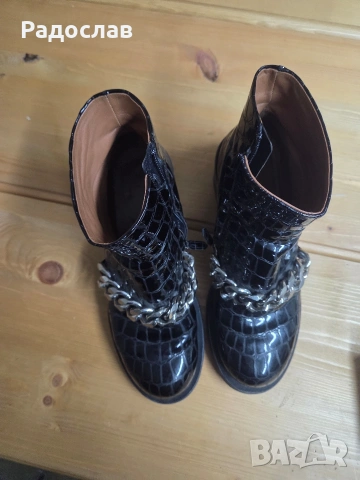 Дамски кожени боти GIVENCHY , снимка 3 - Дамски боти - 53829662