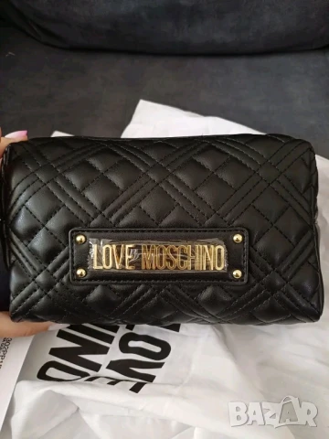 LOVE MOSCHINO Несесер Черен , снимка 2 - Чанти - 50176854