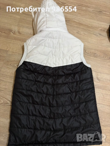 Елек грейка Nike размер M, снимка 4 - Елеци - 53051941