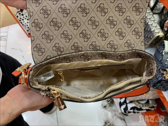чанти GUESS GONDOL💫 : 28 cm x 16 x cm , снимка 6 - Чанти - 51447679