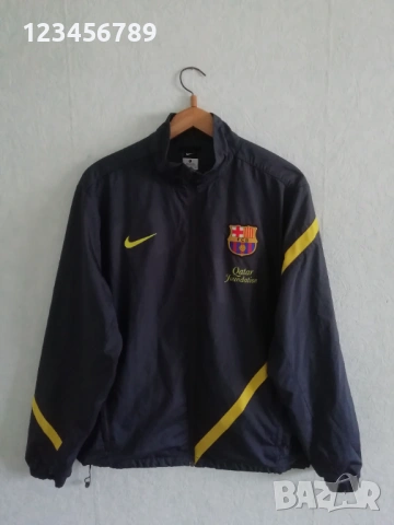 Barcelona Nike оригинално яке горнище Барселона размер XL 