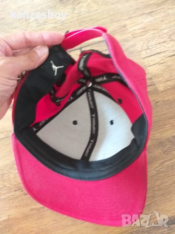 Nike Jordan Jumpman Snapback Cap In Red - страхотна мъжка шапка , снимка 7 - Шапки - 41846578