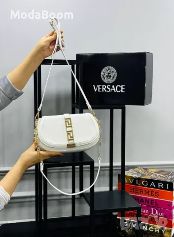 Versace дамски чанти Различни цветове , снимка 4 - Чанти - 48459018