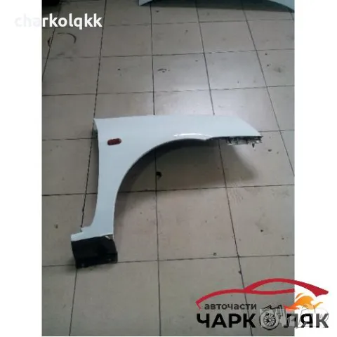 Преден десен калник за Рено Клио седан, снимка 1