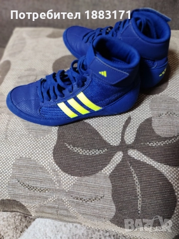 Детски борцовки на Адидас , снимка 4 - Детски маратонки - 52585181