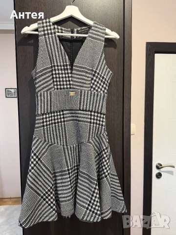 Продавам дамска рокля Roberta Biagi, снимка 2 - Рокли - 52943955